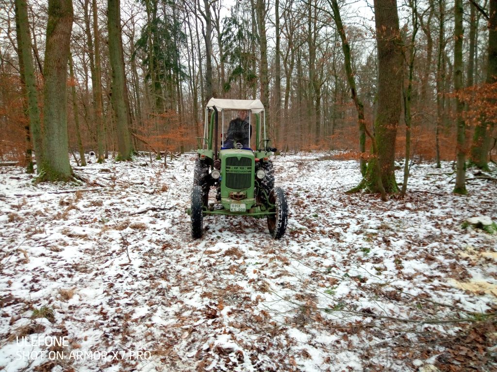 Brennholzernte mit MAN Allrad B18A Traktor